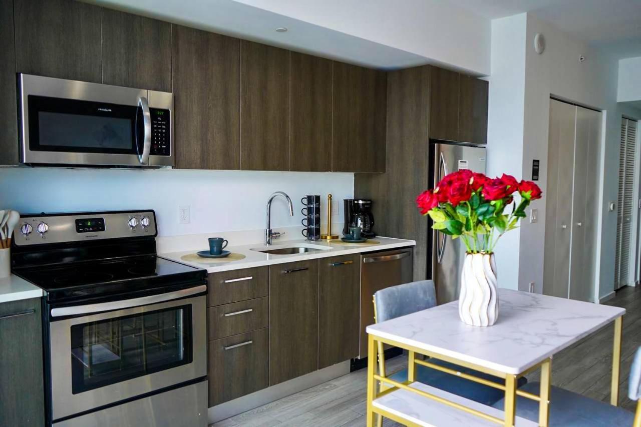 Apartment Penthouse Chic Bedroom Miami